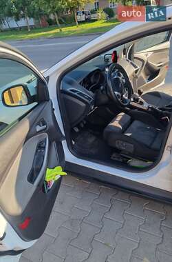 Универсал Ford Focus 2012 в 