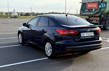 Седан Ford Focus 2016 в 