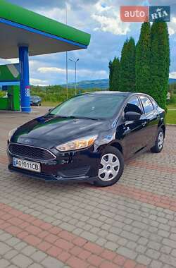 Седан Ford Focus 2015 в 