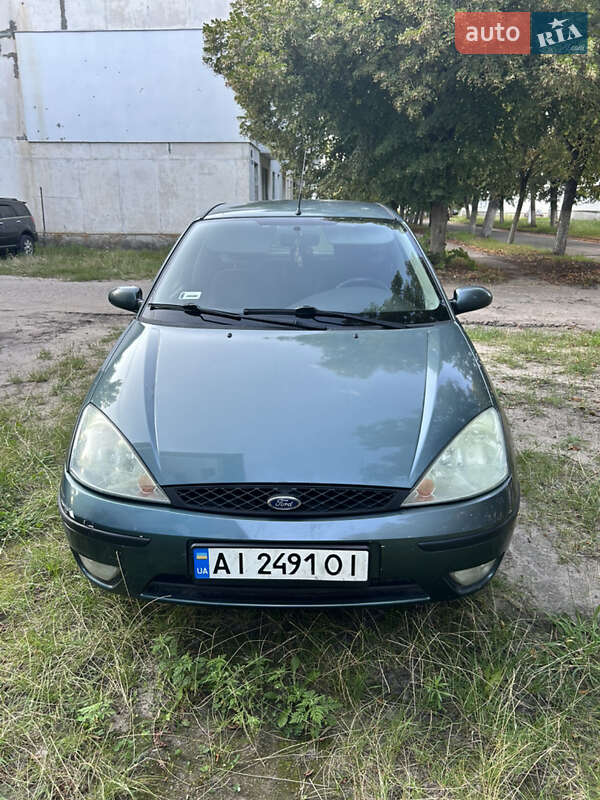 Хетчбек Ford Focus 2002 в 