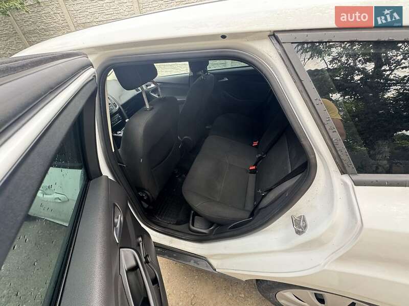 Универсал Ford Focus 2016 в Днепре фото 7 Универсал Ford Focus 2016 в Днепре