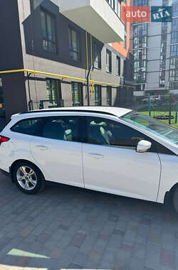 Универсал Ford Focus 2013 в 