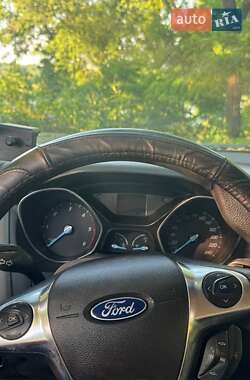 Универсал Ford Focus 2012 в 