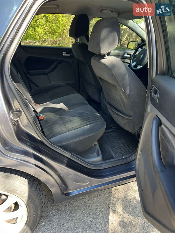 Седан Ford Focus 2006 в Броварах