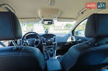 Универсал Ford Focus 2013 в 