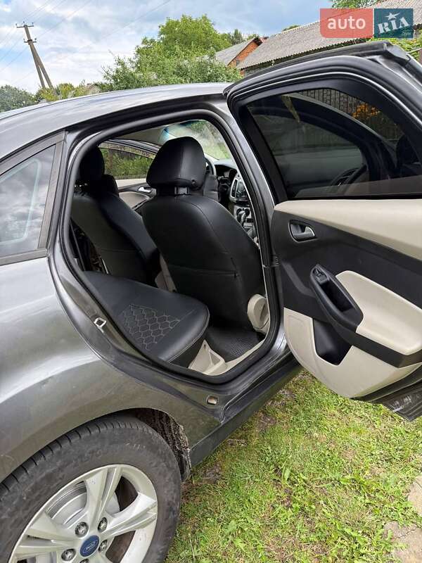 Седан Ford Focus 2013 в Куликове