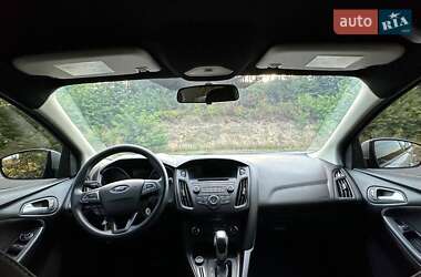 Седан Ford Focus 2016 в 