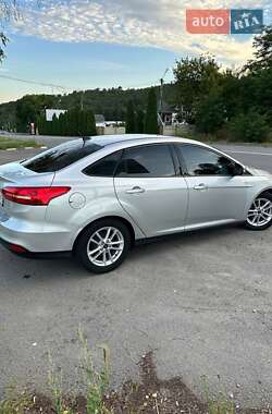 Седан Ford Focus 2016 в 