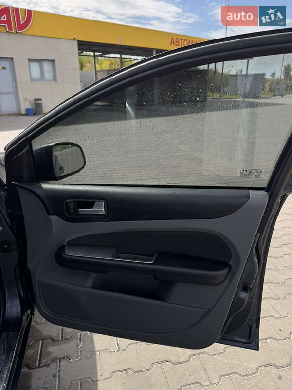 Универсал Ford Focus 2010 в Луцке