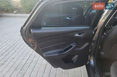 Седан Ford Focus 2016 в 