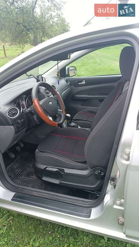 Універсал Ford Focus 2010 в Старому Самборі фото 4 Універсал Ford Focus 2010 в Старому Самборі