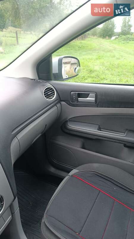 Універсал Ford Focus 2010 в Старому Самборі фото 14 Універсал Ford Focus 2010 в Старому Самборі