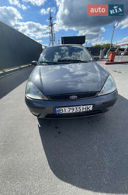 Хэтчбек Ford Focus 2003 в 