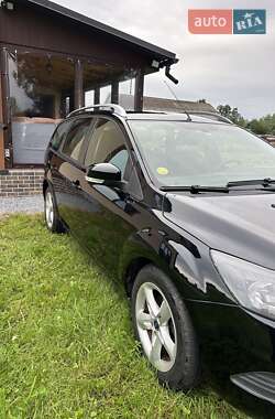 Універсал Ford Focus 2010 в Звягелі