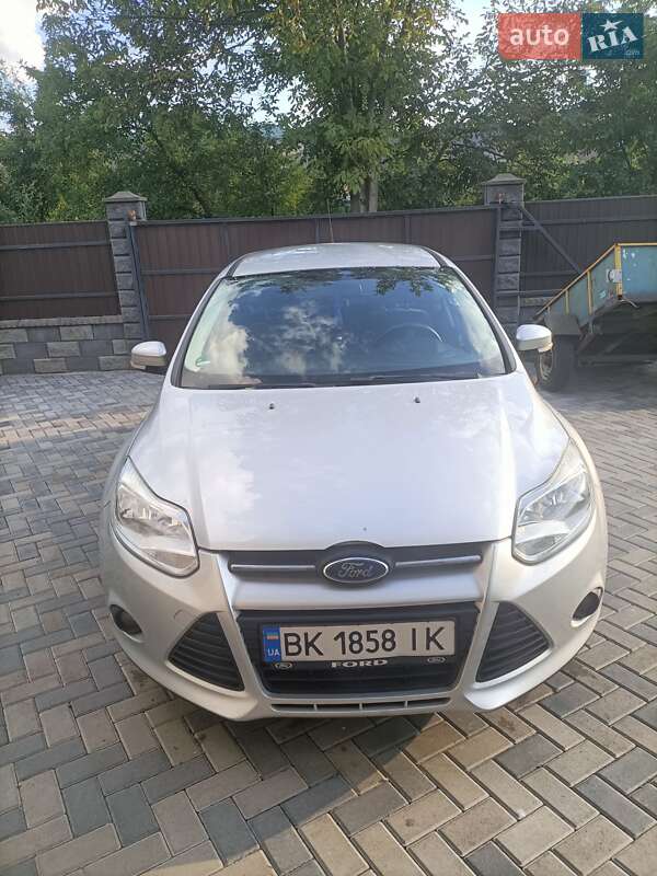 Ford Focus 2011