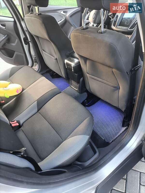 Універсал Ford Focus 2011 в Здолбуніві фото 6 Універсал Ford Focus 2011 в Здолбуніві