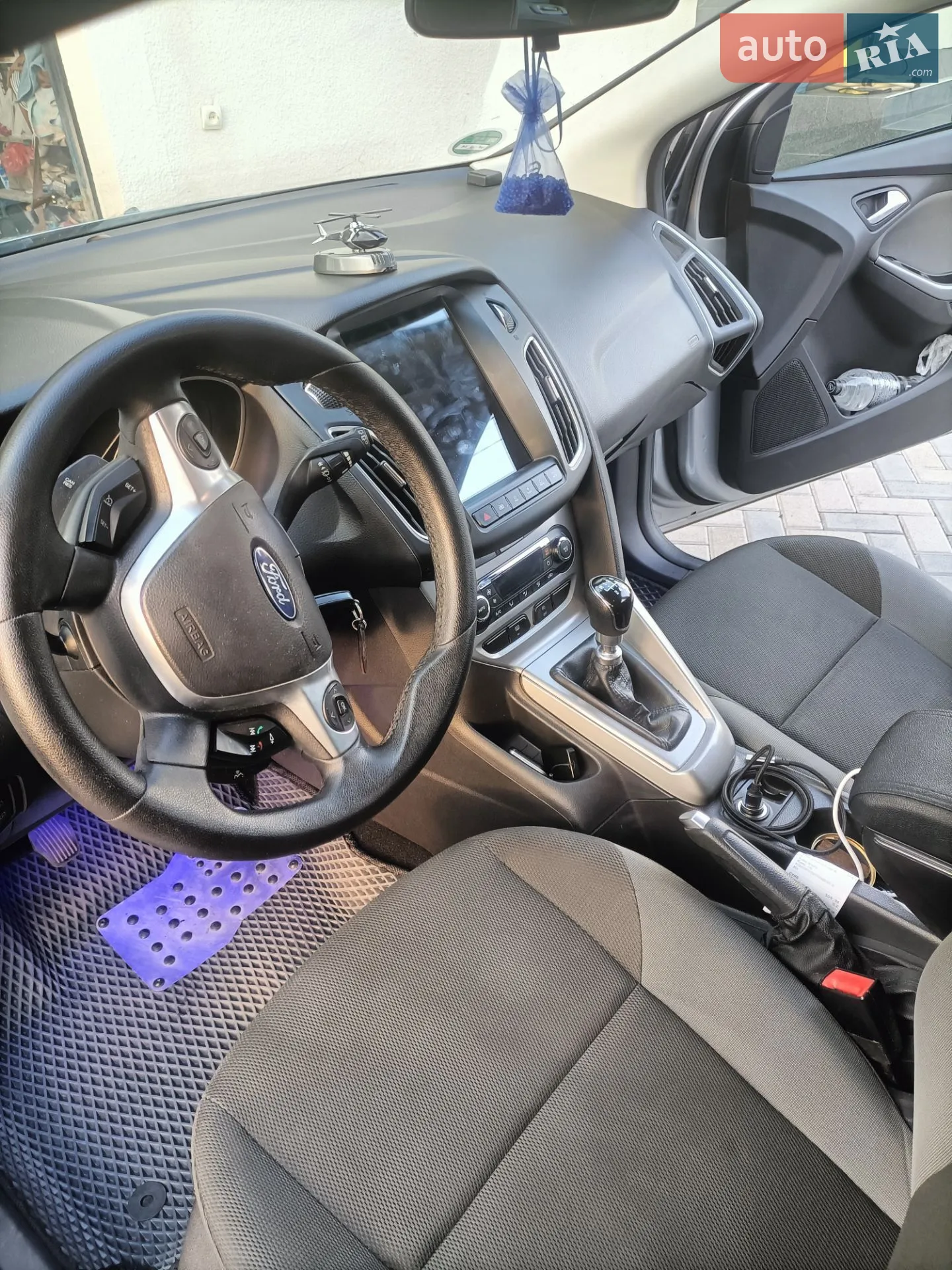 2011 Ford Focus - мініатюра 11