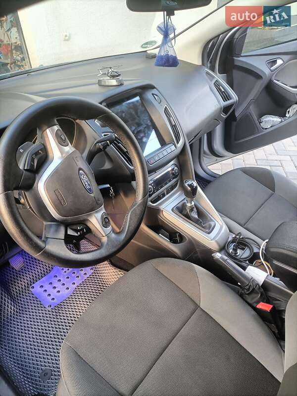 Універсал Ford Focus 2011 в Здолбуніві фото 11 Універсал Ford Focus 2011 в Здолбуніві