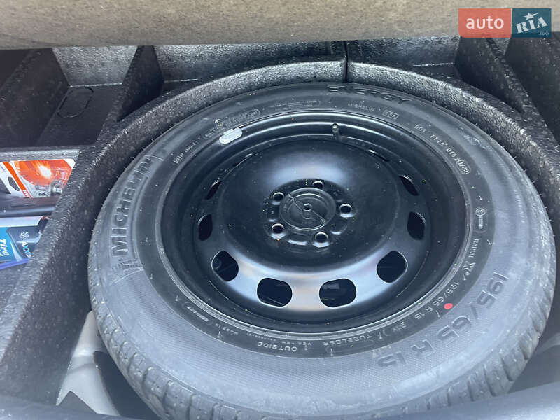 Хэтчбек Ford Focus 2008 в Черкассах фото 12 Хэтчбек Ford Focus 2008 в Черкассах