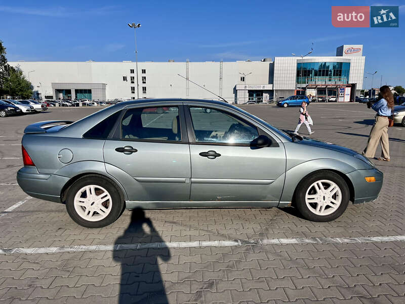 Седан Ford Focus 2003 в Чернигове