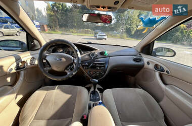 Седан Ford Focus 2003 в 