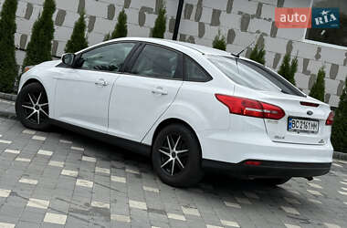 Седан Ford Focus 2016 в 