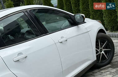 Седан Ford Focus 2016 в 
