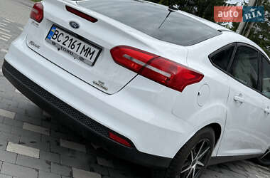 Седан Ford Focus 2016 в 