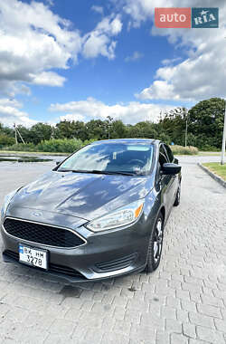 Седан Ford Focus 2016 в 