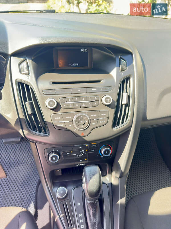 Седан Ford Focus 2016 в Радивилове фото 33 Седан Ford Focus 2016 в Радивилове