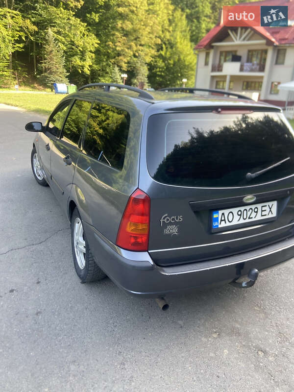 Универсал Ford Focus 2003 в Поляне фото 11 Универсал Ford Focus 2003 в Поляне