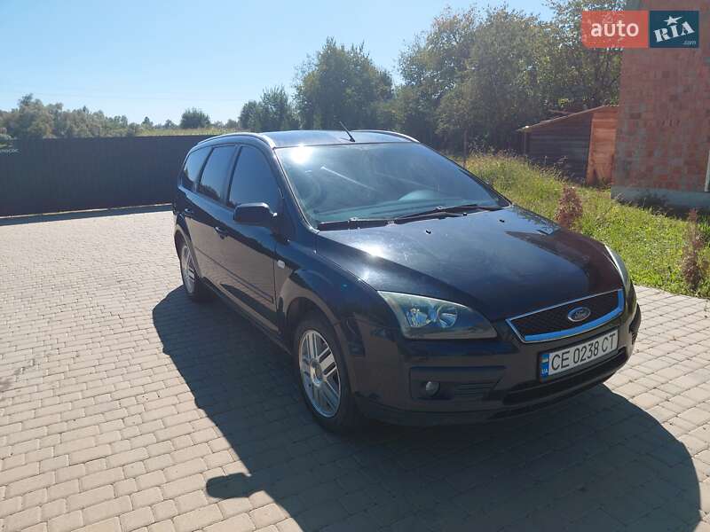 Универсал Ford Focus 2005 в Старой Жадовой