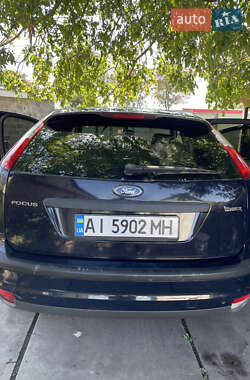 Хэтчбек Ford Focus 2007 в 