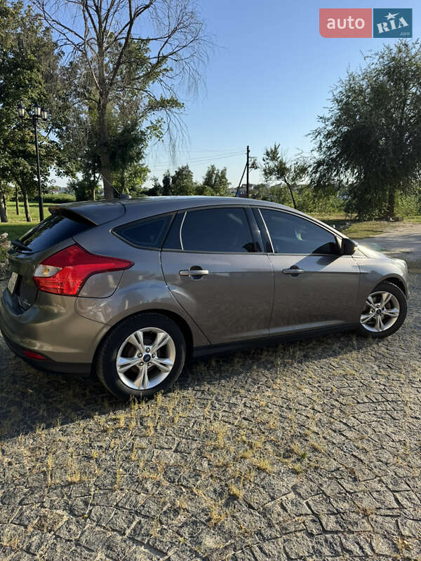 Хэтчбек Ford Focus 2014 в Белой Церкви фото 9 Хэтчбек Ford Focus 2014 в Белой Церкви