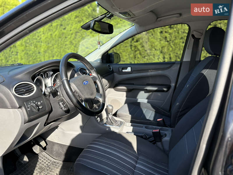 Хэтчбек Ford Focus 2008 в Черкассах
