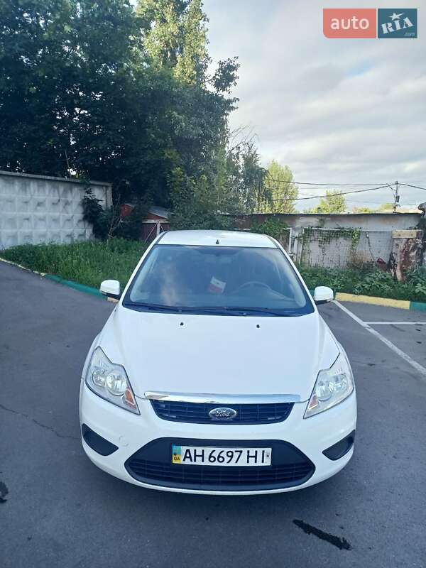 Хэтчбек Ford Focus 2011 в Киеве