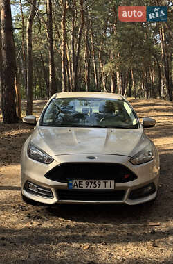 Седан Ford Focus 2017 в 
