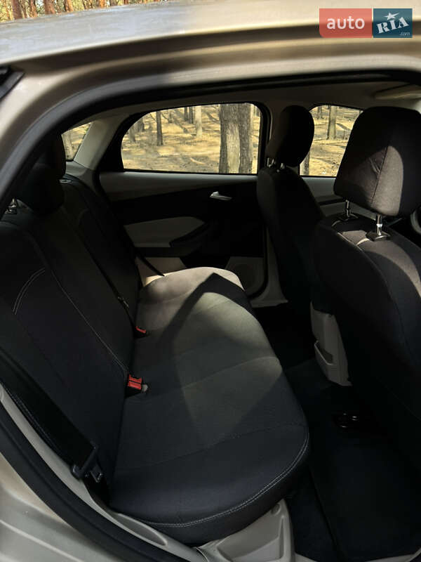 Седан Ford Focus 2017 в Днепре