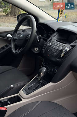 Седан Ford Focus 2017 в 