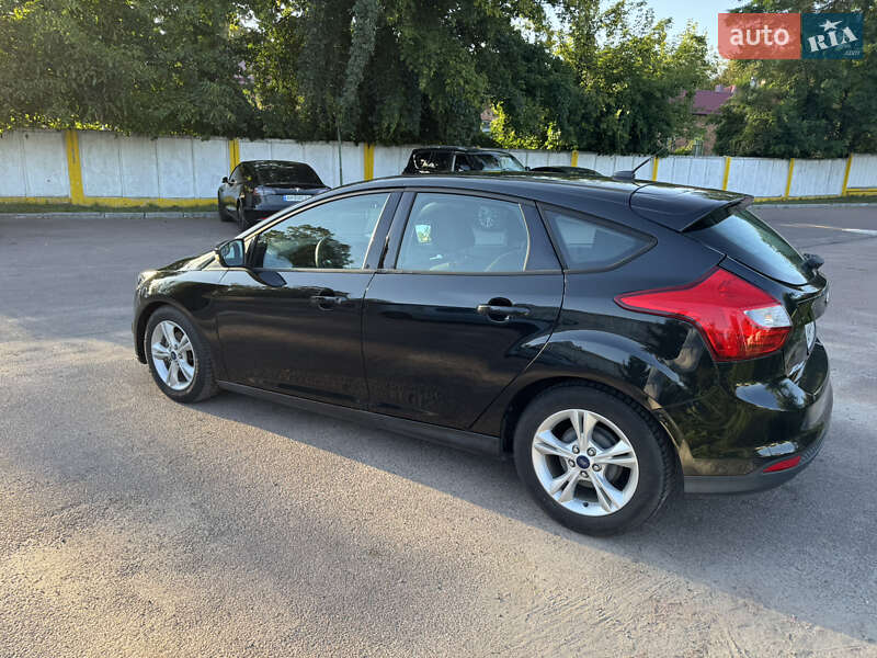 Хэтчбек Ford Focus 2014 в Житомире