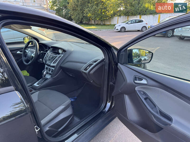 Хэтчбек Ford Focus 2014 в Житомире