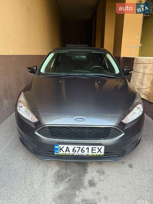 Хэтчбек Ford Focus 2018 в 