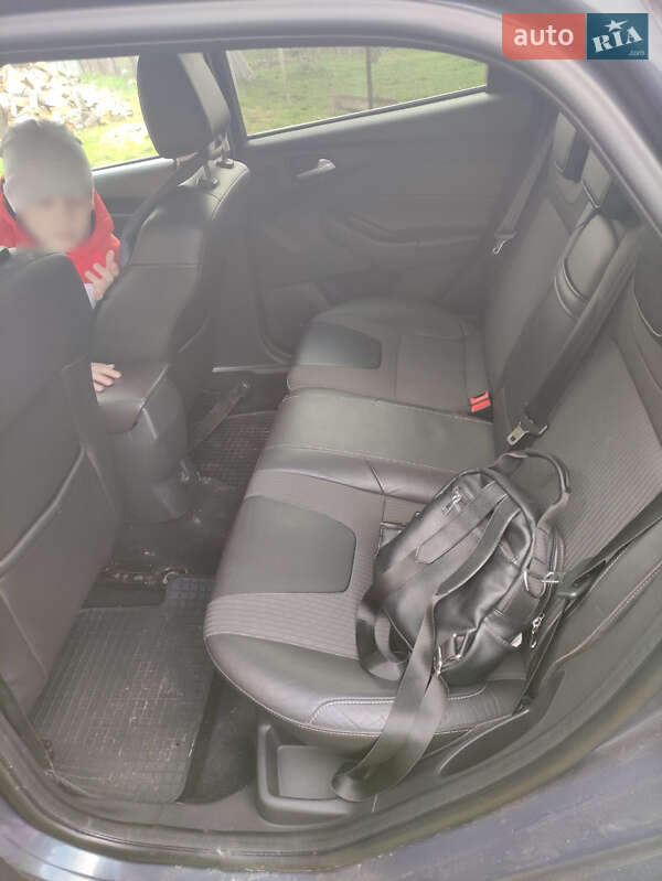 Хэтчбек Ford Focus 2012 в Самборе