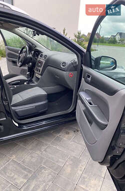 Универсал Ford Focus 2010 в 