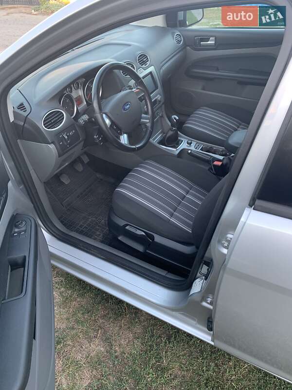 Хэтчбек Ford Focus 2009 в Черкассах фото 8 Хэтчбек Ford Focus 2009 в Черкассах