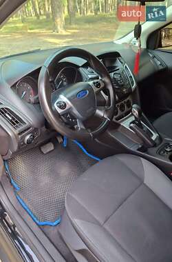 Седан Ford Focus 2014 в Лебедине