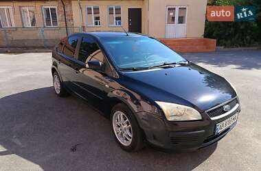 Хэтчбек Ford Focus 2007 в 