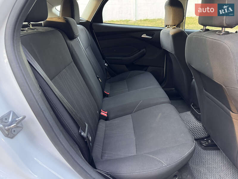 Хэтчбек Ford Focus 2017 в Полтаве