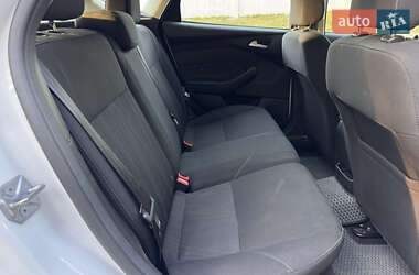 Хэтчбек Ford Focus 2017 в 