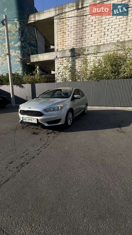 Седан Ford Focus 2015 в Днепре